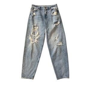 American Eagle Relaxed Mom‎ Jeans Light Wash Distressed Ripped Denim Size 2